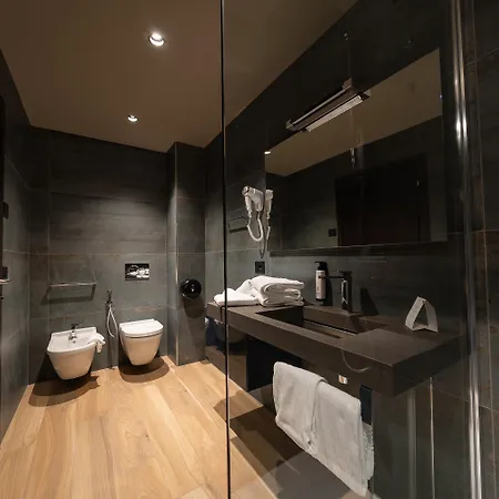 فندق Il Tridente Hotel بيبيوني