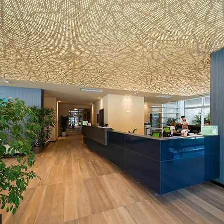 Il Tridente Hotel فندق 4*