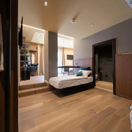 فندق Il Tridente Hotel 4*