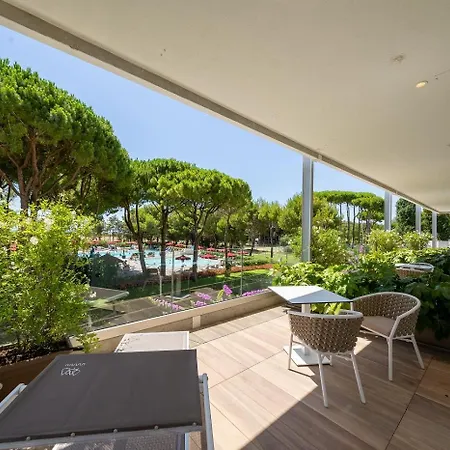 Il Tridente Hotel فندق