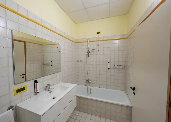 Il Tridente Hotel 4* Μπιμπιόνε